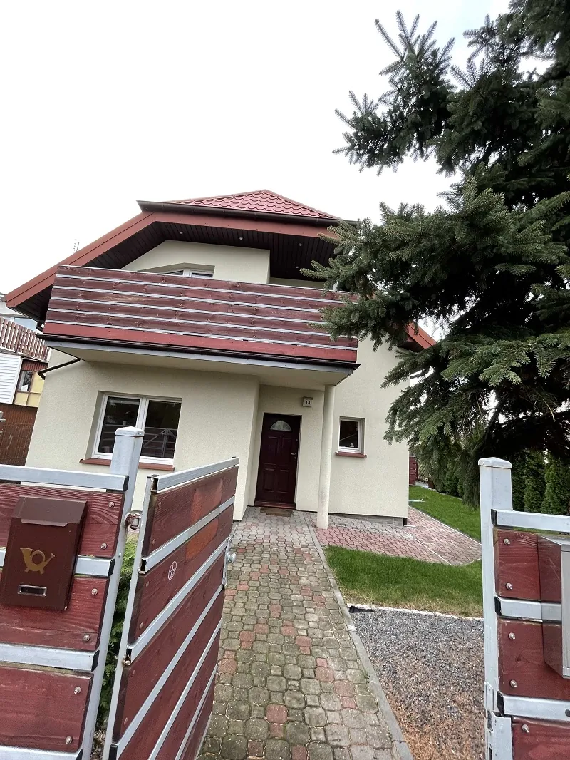Dom przy ul. Radiowej 18 w Toruniu